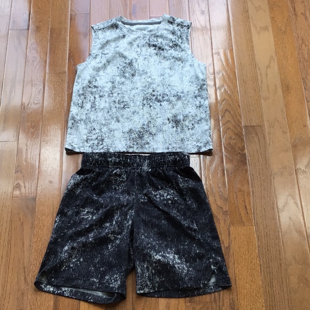 Old navy go- dry- cool outfit size 6/7